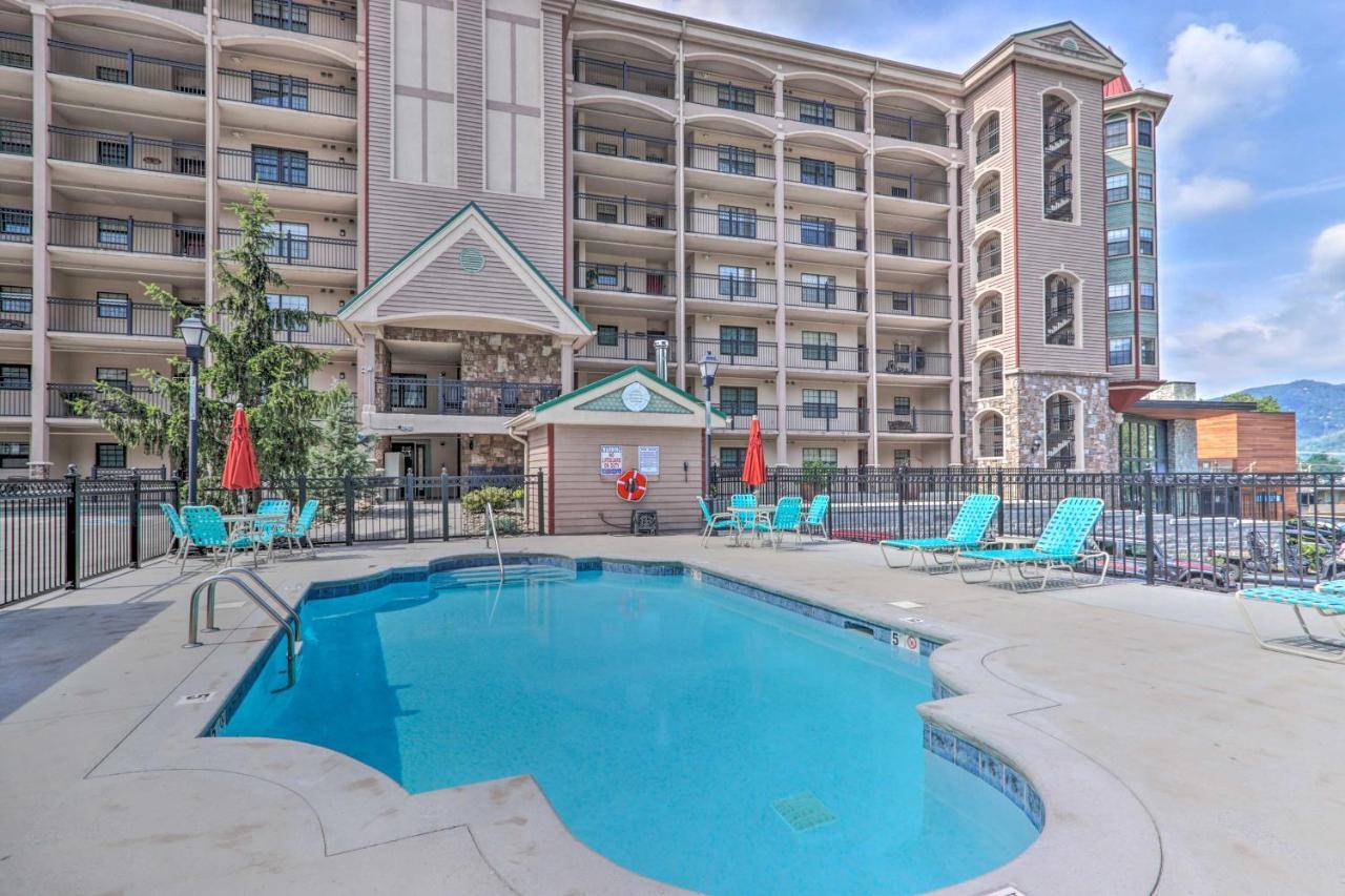 Apartamento Bootleggers Hideaway In Downtown Gatlinburg! Exterior foto