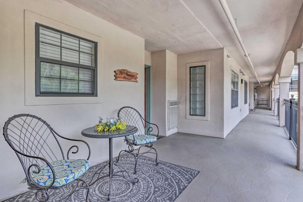 Apartamento Bootleggers Hideaway In Downtown Gatlinburg! Exterior foto